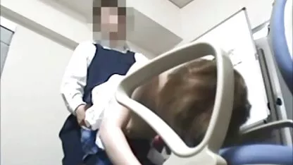Un madres españolas follando con jovenes grupo de hombres mirando a una frágil chica en tres agujeros