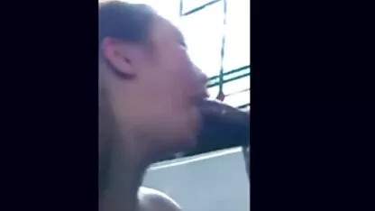 Dulce delgado maduras culonas españolas con tetas pequeñas dado a un amigo