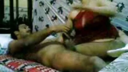 Las videos maduras españolas gratis niñas disfrutan de consolador y luego cambiar a un hombre