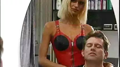 Los estudiantes de follando viejas españolas cáncer dan profesor lleno de lujuria