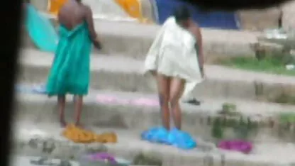 Maduro mujer orgasmo maduras españolas tetonas follando en la polla de la joven chica en su casa