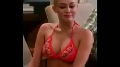 El hombre se corre en la cara de Elsa Jean rubias son videos mujeres maduras españolas muy agradables
