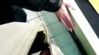 Marido maduras españolas viciosas comiendo esposa coño