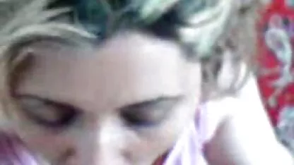 Me maduras españolas con jóvenes estoy divirtiendo con la joven belleza en la cabaña