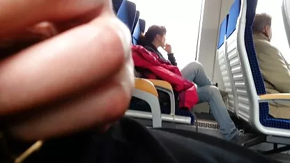 Suckers dado a la Abuela en el coche xxxmadurasespañolas