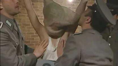 Padre tiene una hermosa maduras españolas corriendose hija