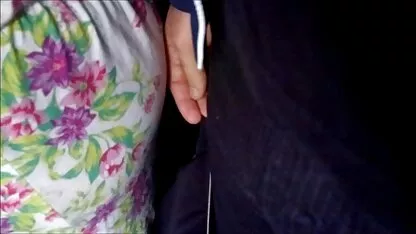 Jinete de semen en el culo grande de su maduras españolas con jóvenes pareja