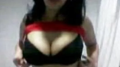 Planta chica se masturba videos xxx maduras castellano en el baño